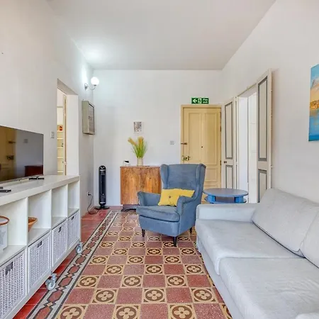 Appartement Authentic In The Heart Of *